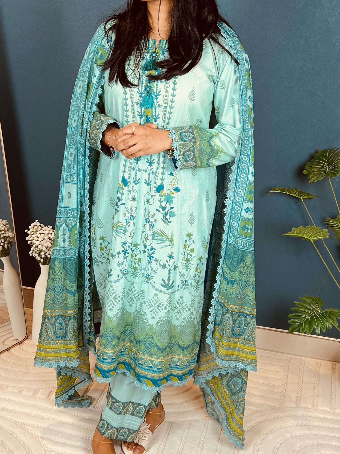 3-pcs Pakistani suit🦋